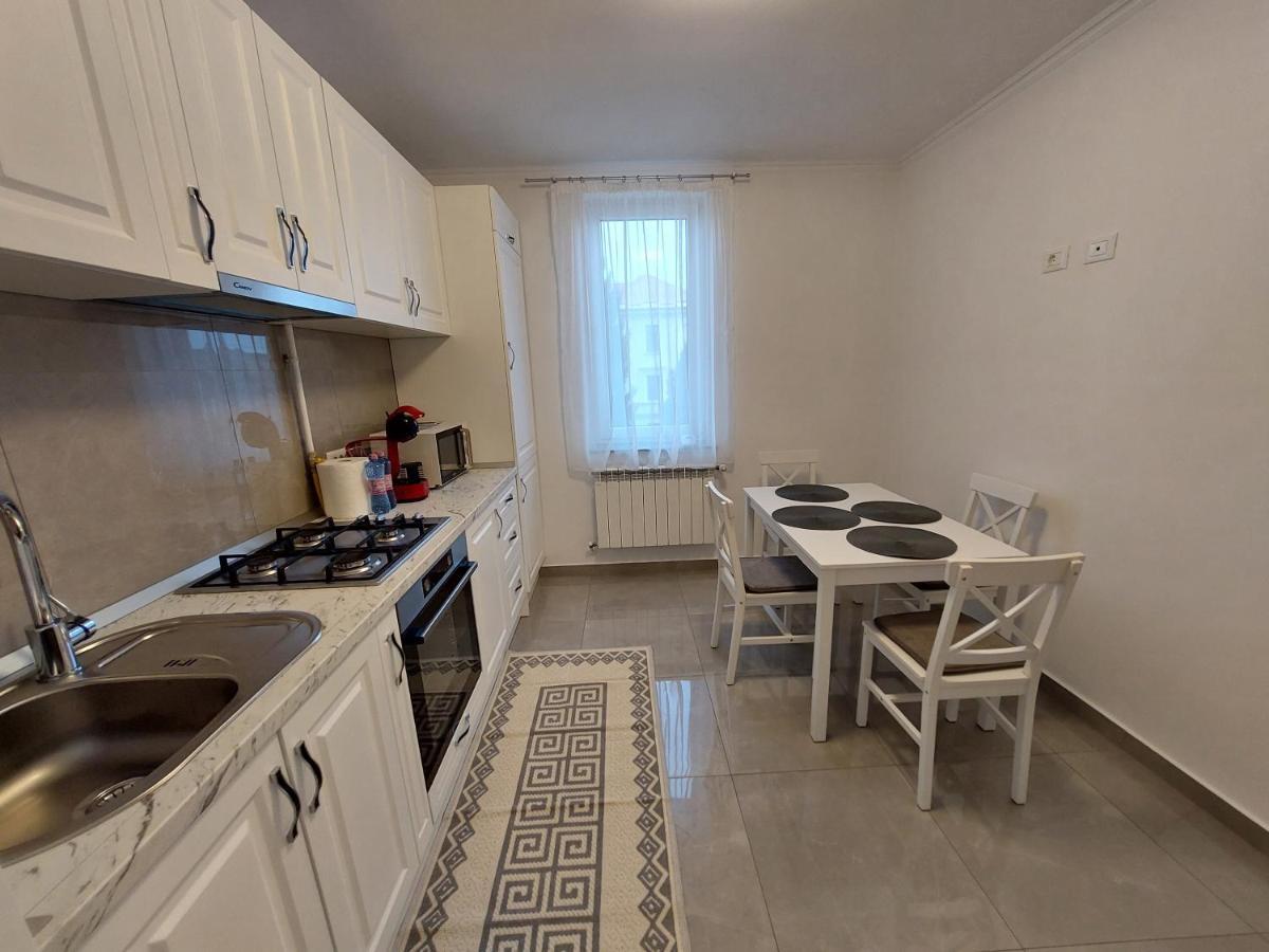 Trandafirului Residence Central Сучава Екстер'єр фото
